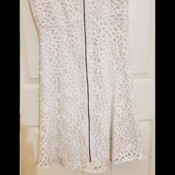 Dress - Picture 5 of 6